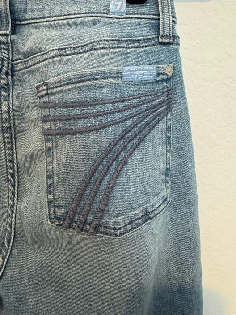 Seven for all Mankind Dojo Wide Leg High Rise Denim Jeans - Picture 10 of 13
